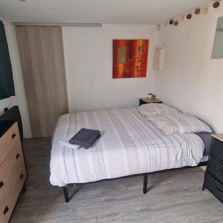 Studio quartier marais, terrasse rez de chaussée, jardin accessible, netflix Bourges Exterior foto
